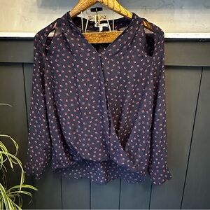 Maurices‎ Semi Sheer Navy Floral Faux Wrap Snap Top Size M